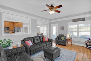 2025 Stanchion St-24