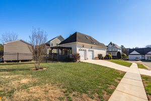 2025 Stanchion St-44