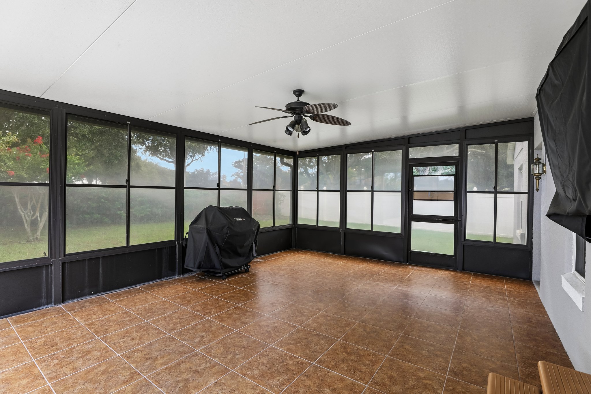 Wintermere Pointe Dr-S0907-032.jpg