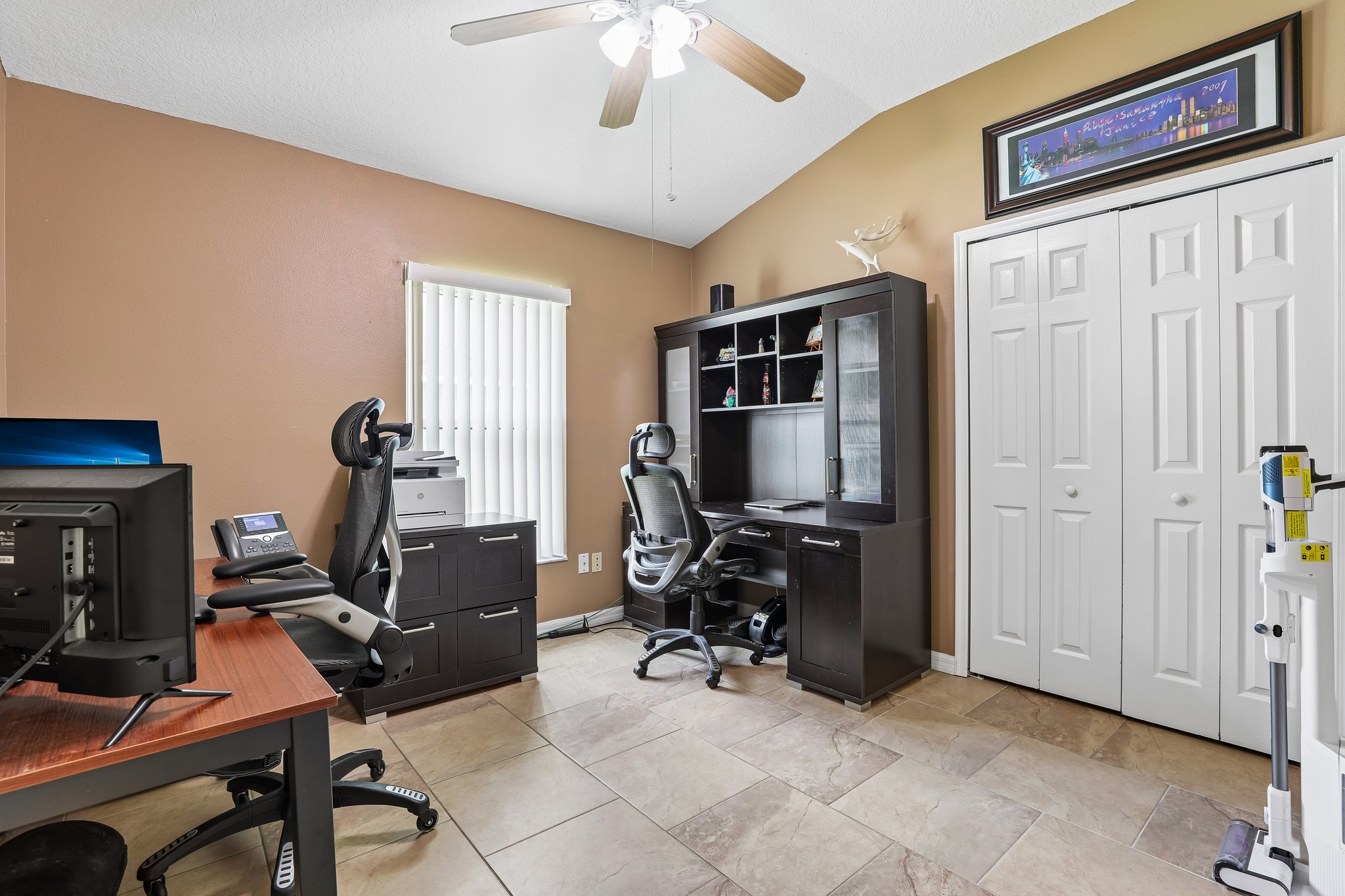 Wintermere Pointe Dr-S0907-038.jpg