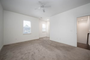  Photo 24
