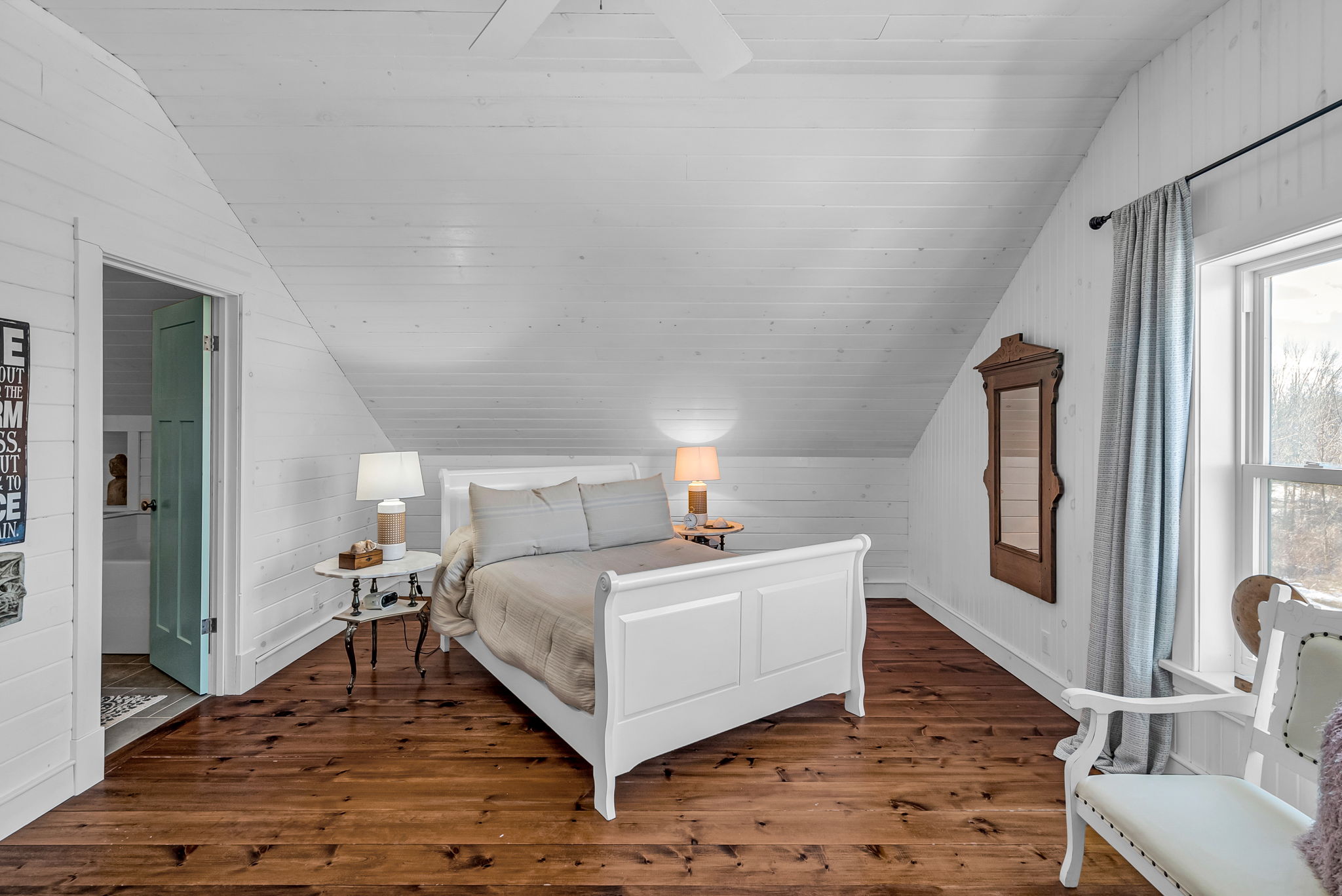 20265 Lochiel St W B Alexandria | InsideOut Media
