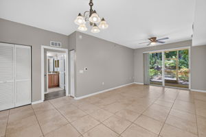 Dining Room 2 of 2