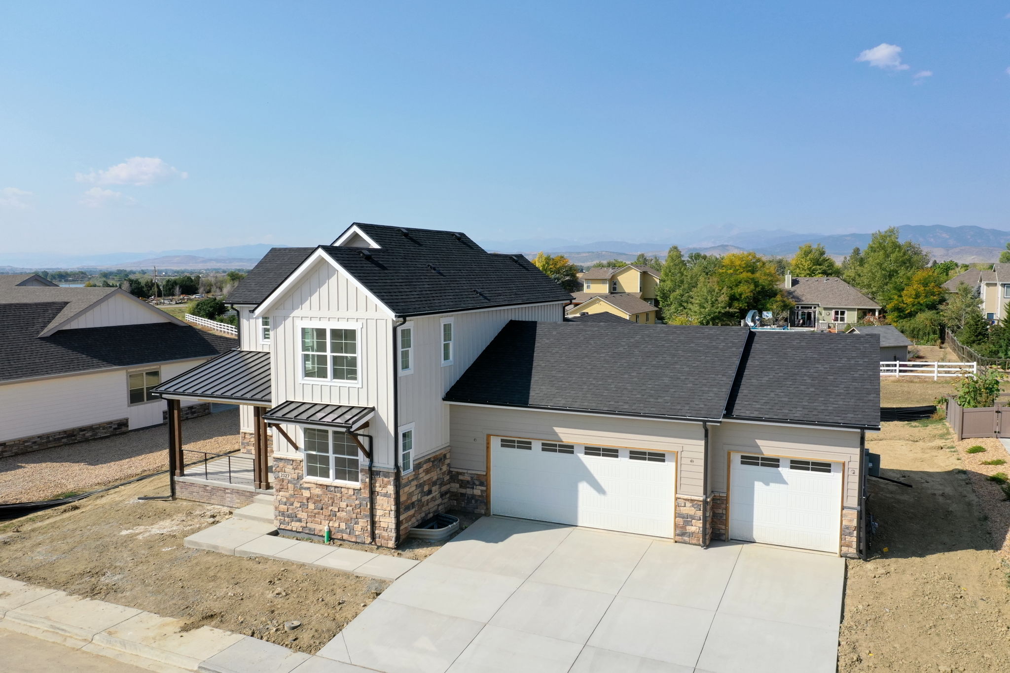 CUSTOM HOME JUST COMPLETED IN BERTHOUD, COLORADO Western Exposures