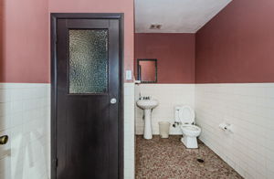 Lot 2 Bathroom 1A