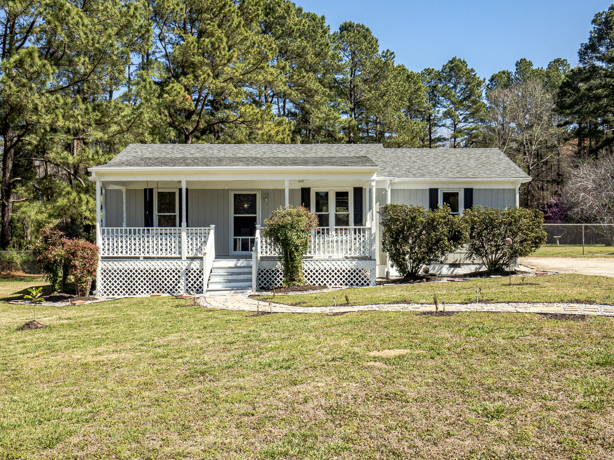 2028 Julian Ln, Clayton, NC 27520, USA Photo 6