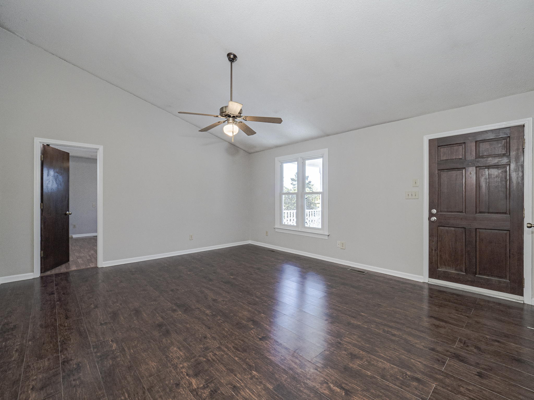 2028 Julian Ln, Clayton, NC 27520, USA Photo 14
