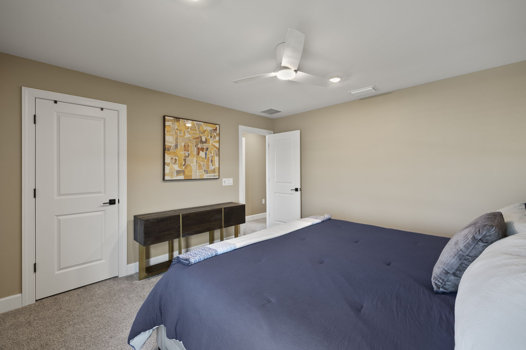 Guest Bedroom 3 - 2 of 2