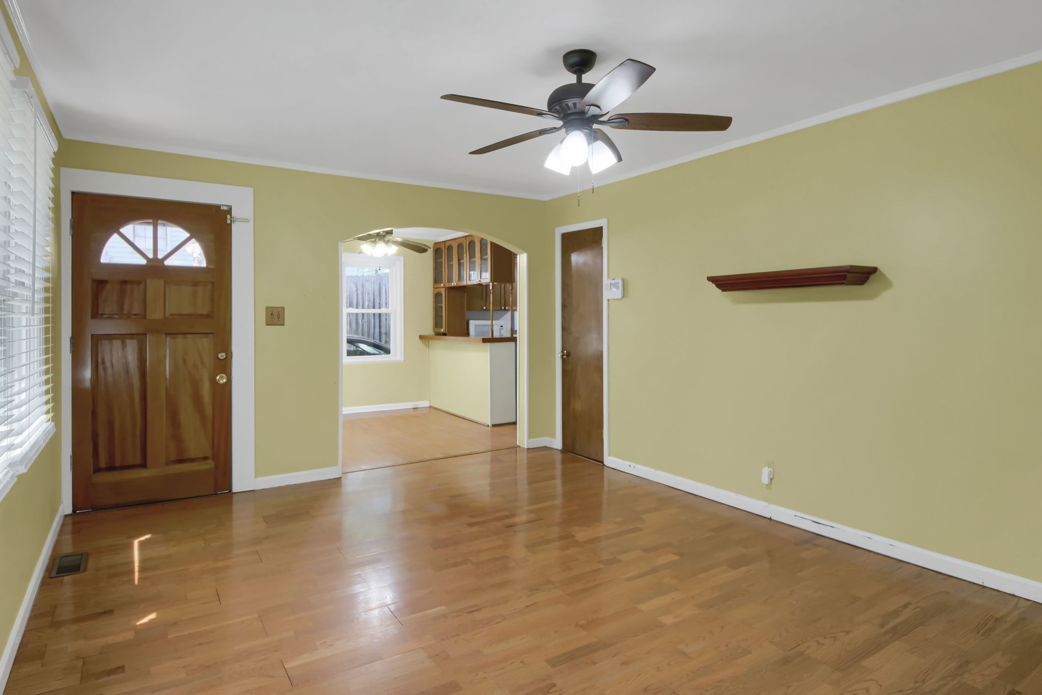  Photo 6