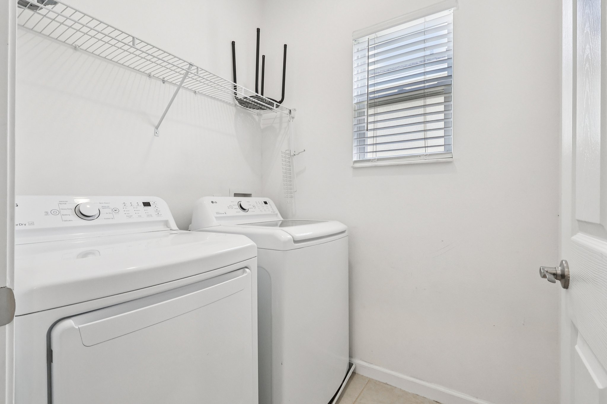 Boydfield Ln-S1404-030.jpg