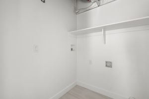  Photo 39