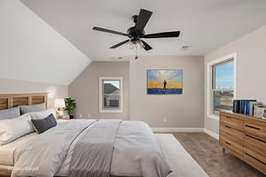 AV107984 virtually staged.jpeg