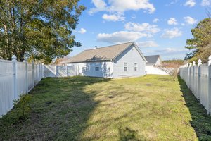 203 Foxhall Rd, Newport, NC 28570, USA Photo 5