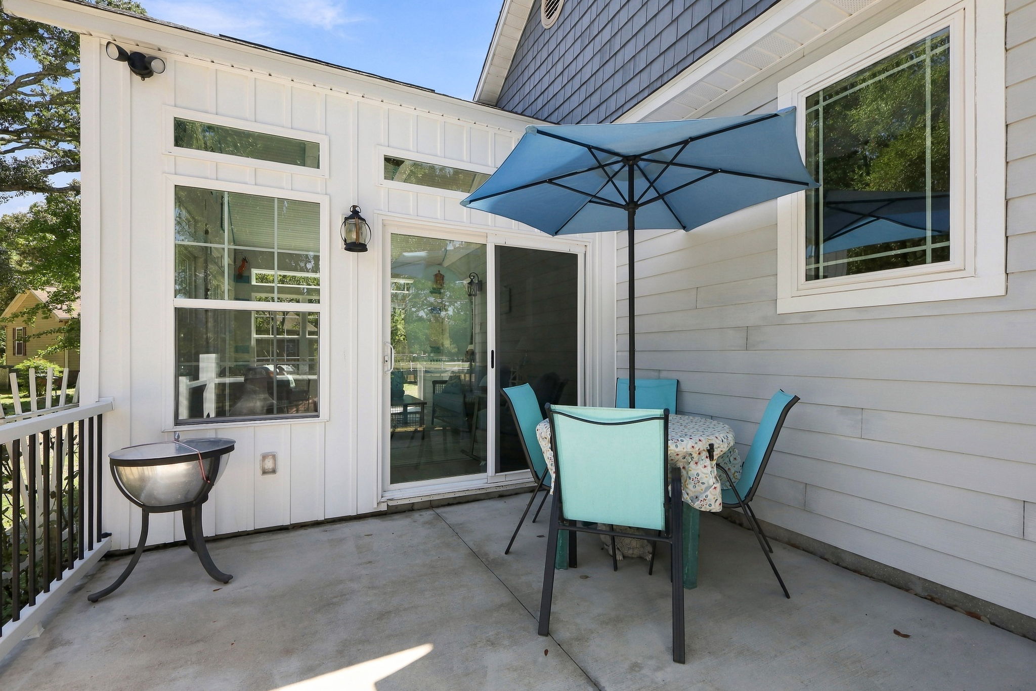 Relax on this Deck