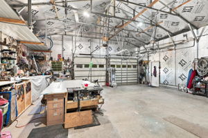 Oversized Garage for All Your Needs