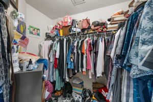  Photo 35