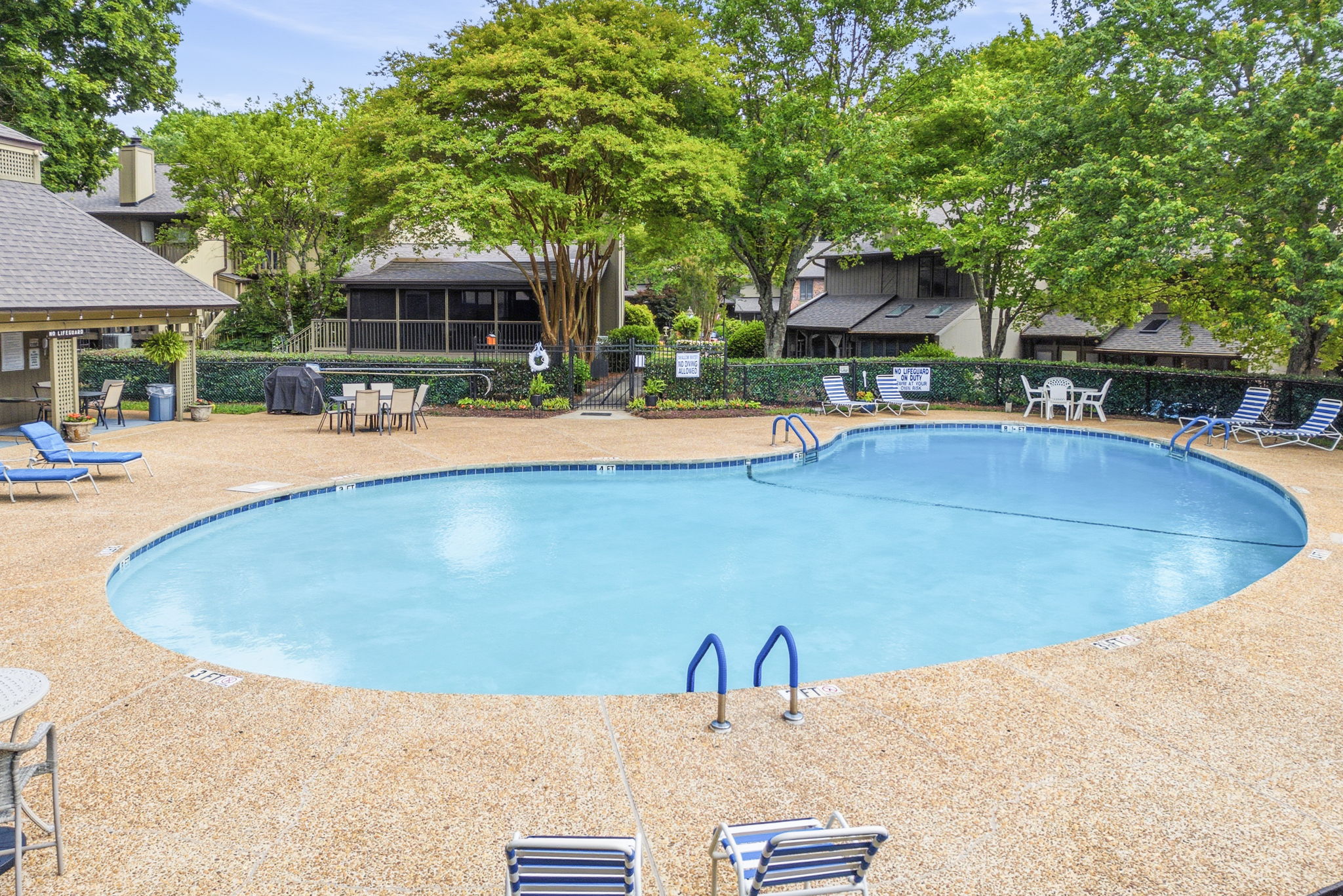  Photo 35