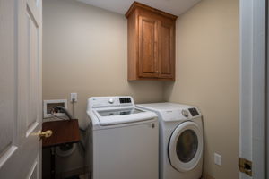  Photo 51
