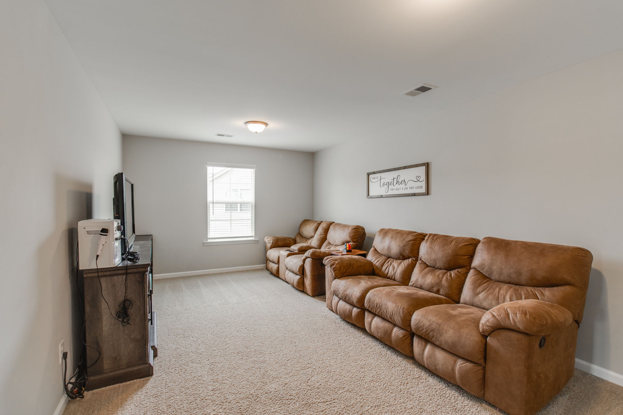 203 Liberty Ridge Dr, Elgin, SC 29045