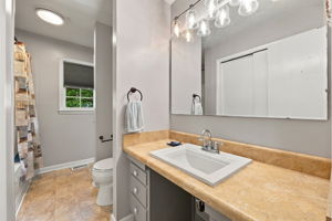 Full Bathroom