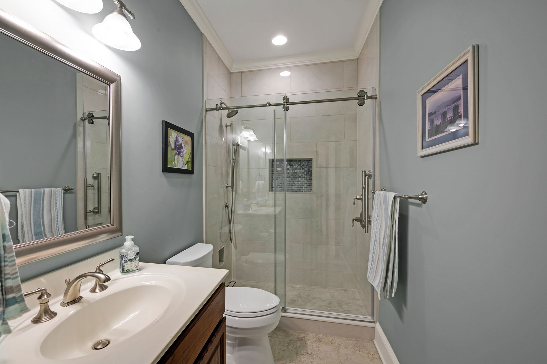 203 Rappahannock Drive-00044
