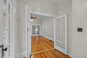  Photo 49