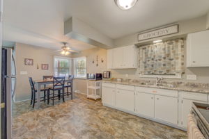 6 Kitchen