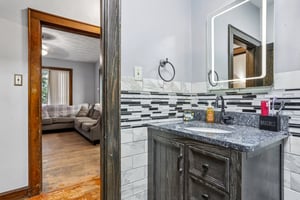 S Walnut St-S3009-013.jpg