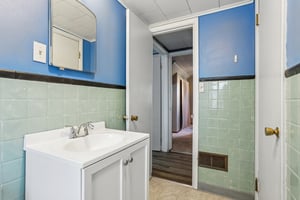S Walnut St-S3009-028.jpg