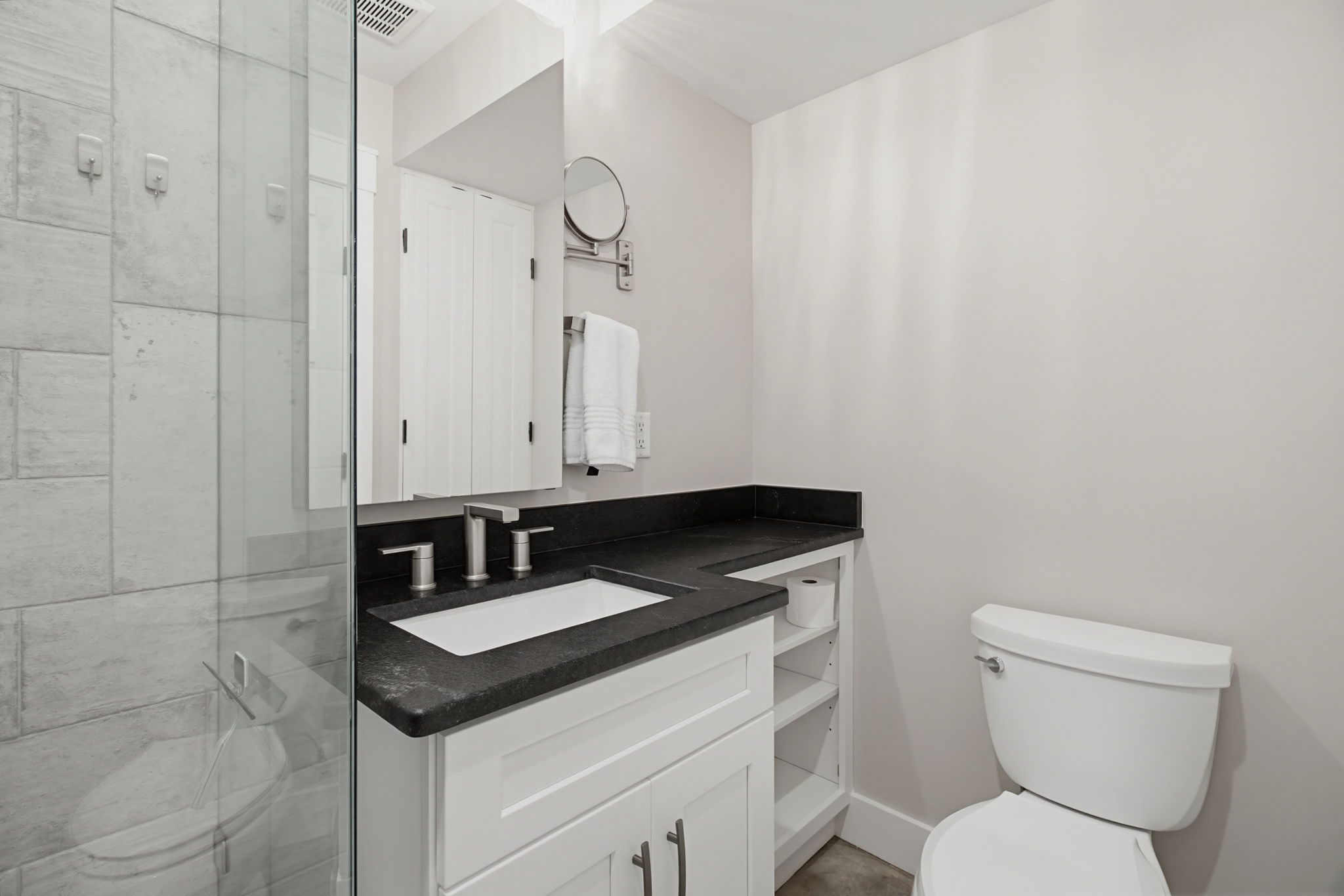 203 Southern Woods Dr-34