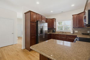 203 Southern Woods Dr-12