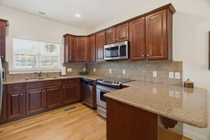 203 Southern Woods Dr-14