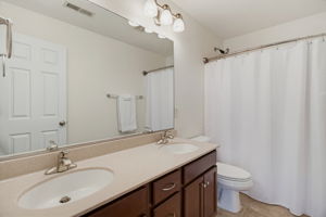 203 Southern Woods Dr-23