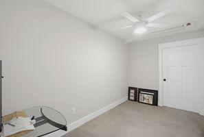 203 Southern Woods Dr-33
