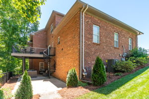203 Southern Woods Dr-38