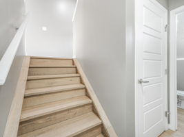  Photo 39