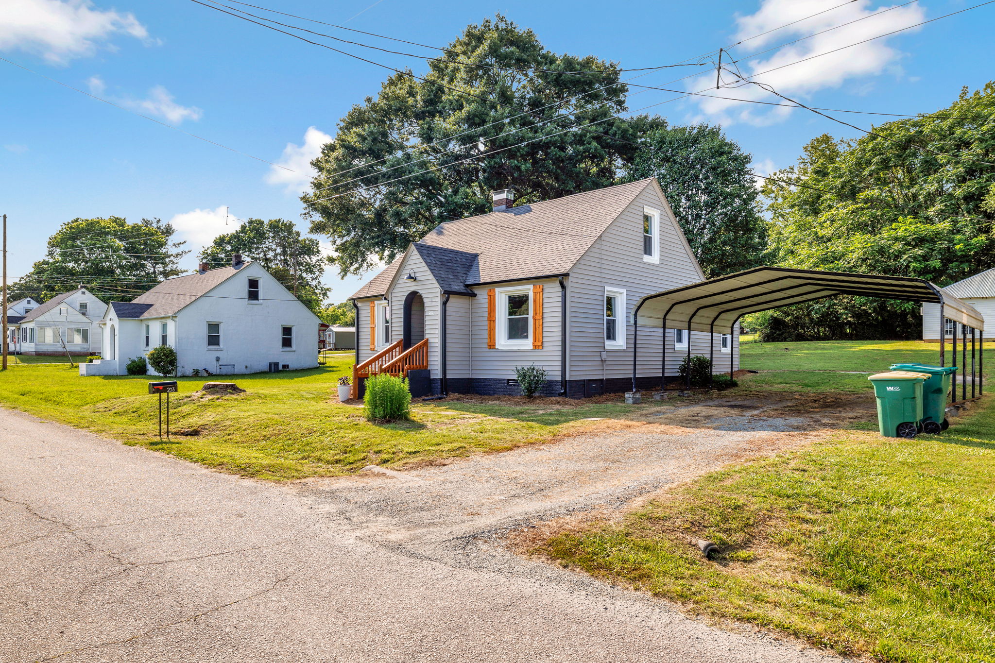 203 Thomas St-2