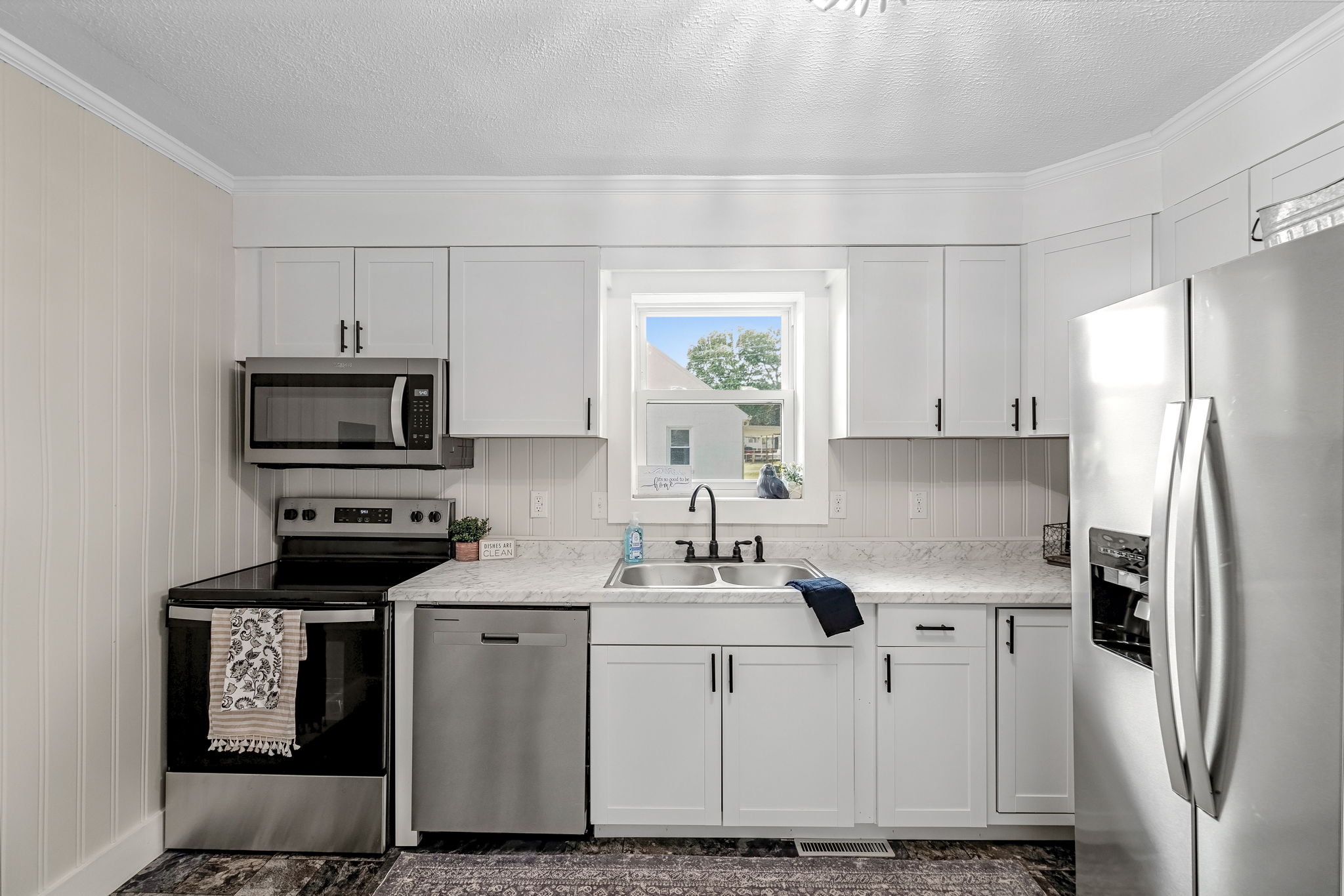 203 Thomas St-12
