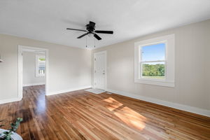 203 Thomas St-6