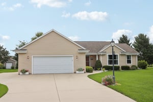 Woodfield Dr-S2108-005.jpg