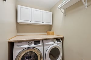 Woodfield Dr-S2108-022.jpg