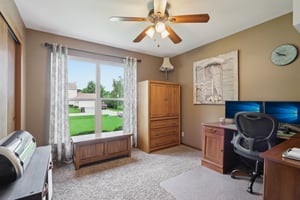 Woodfield Dr-S2108-024.jpg