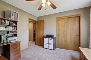 Woodfield Dr-S2108-026.jpg