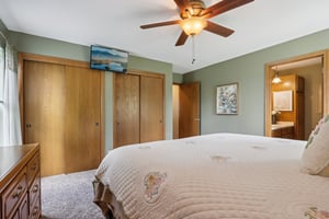 Woodfield Dr-S2108-032.jpg