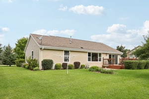Woodfield Dr-S2108-042.jpg