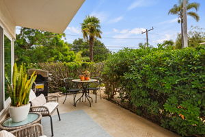 03 - Front Patio