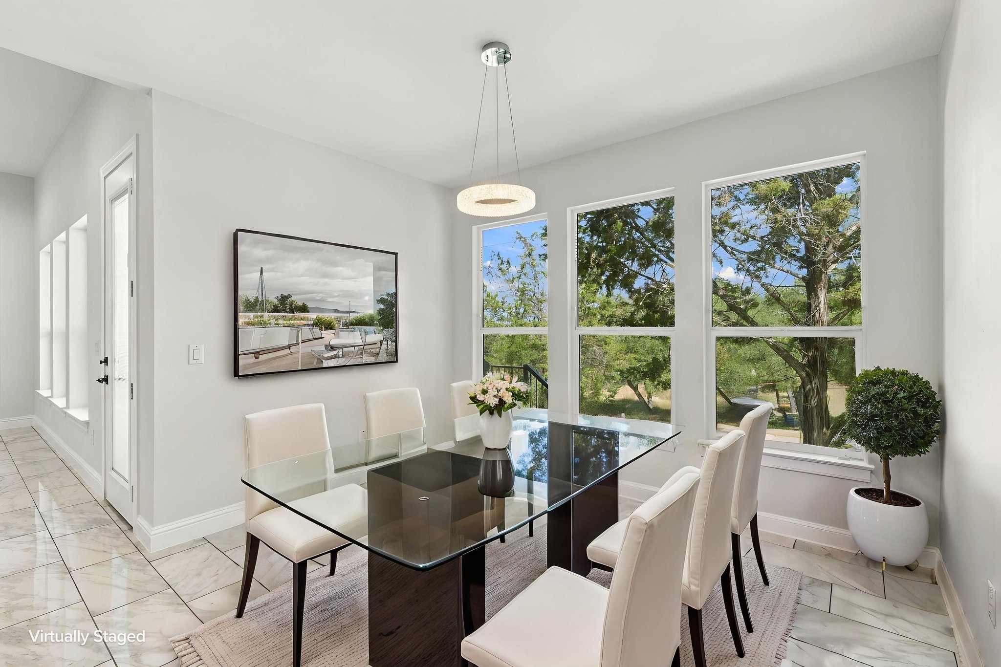 Dining Virtually Staged