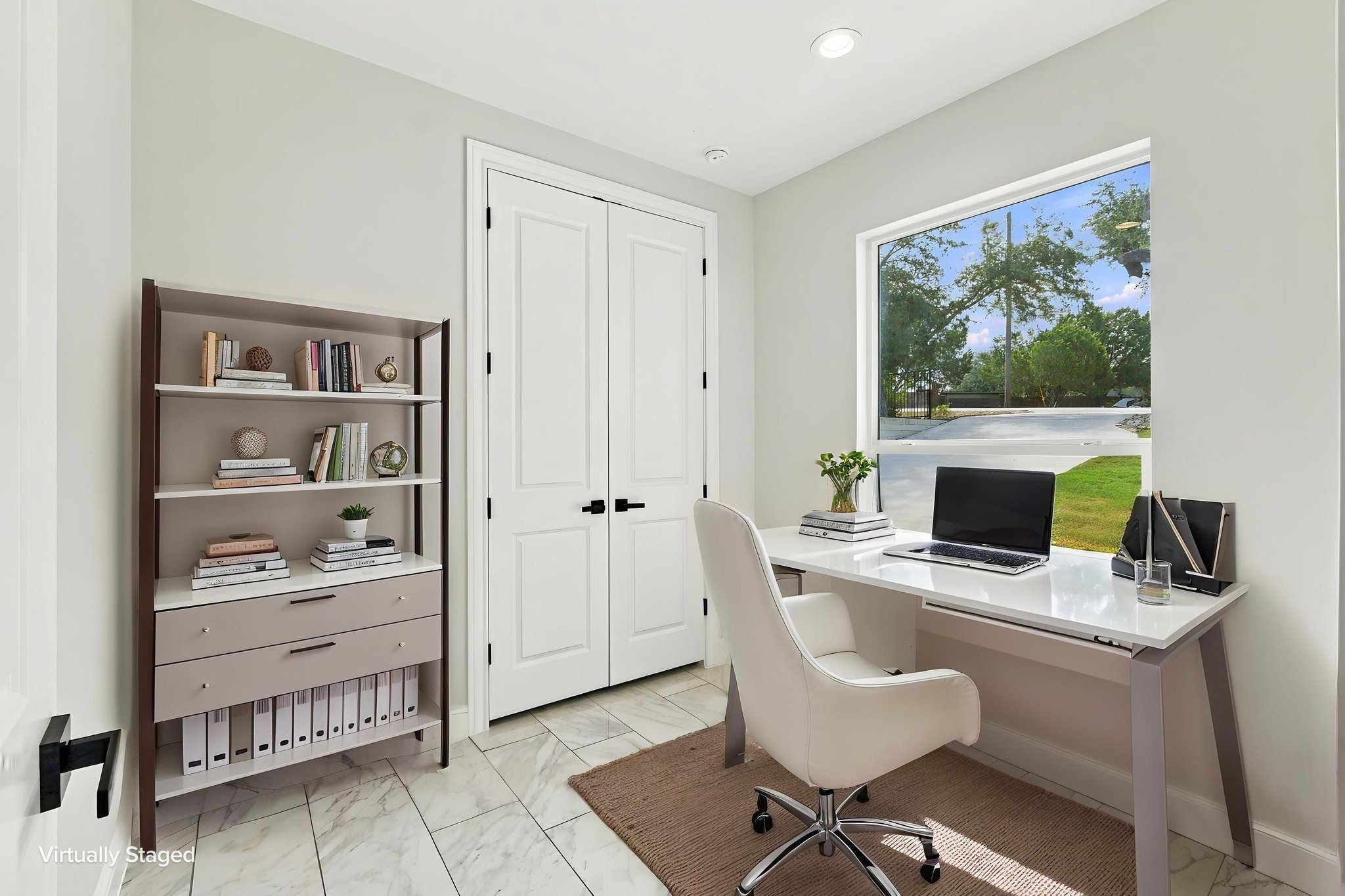 Office Virtually Staged
