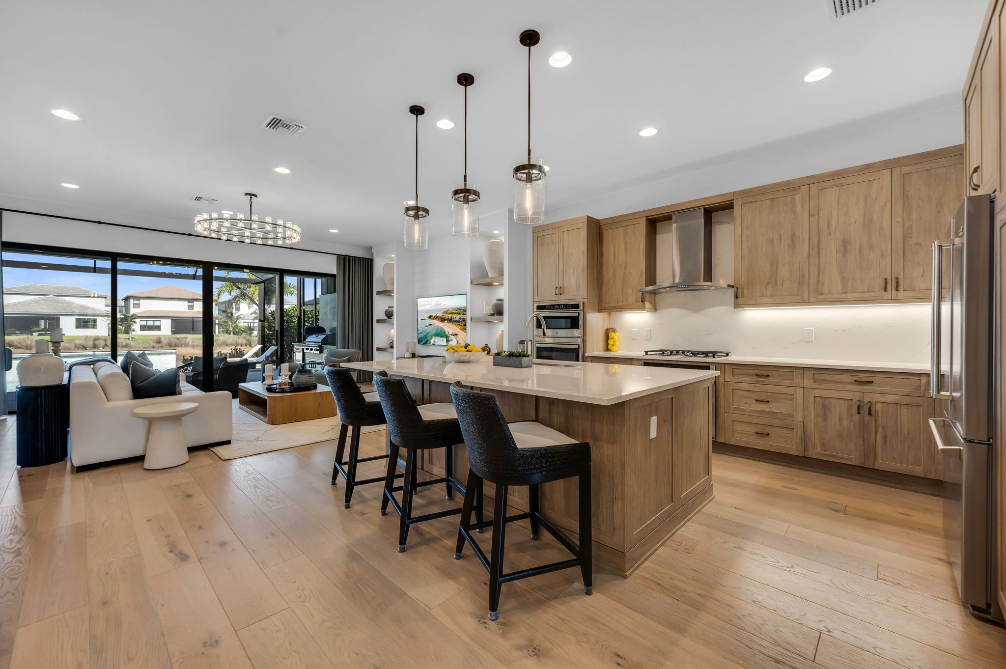 Breakfast Bar - Kitchen