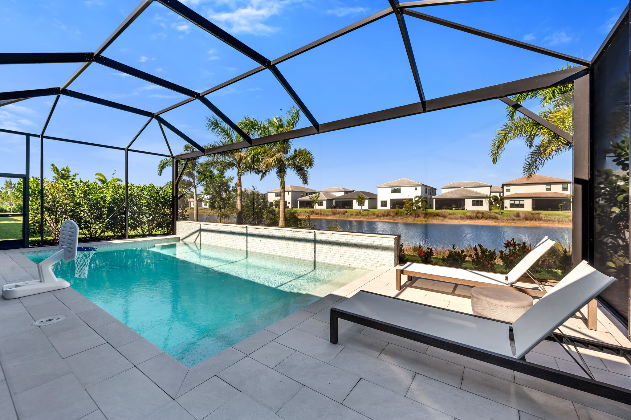 Lanai Pool